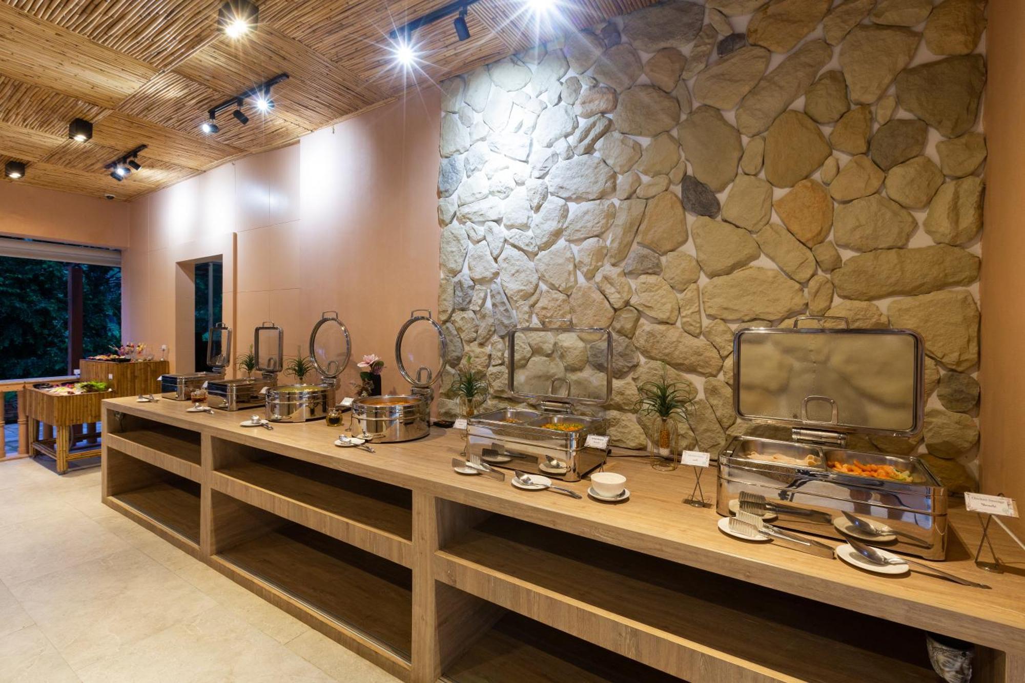 Amala Grand Bleu Resort Hilltops - Sha Kamala Beach Exterior foto